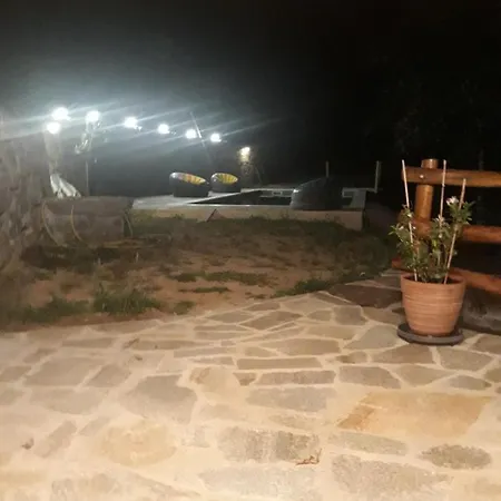 بيت للعطل La Bergerie Et La Grange Du Moulin De Tredos *