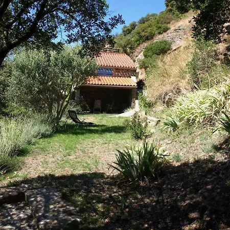 La Bergerie Et La Grange Du Moulin De Trédos