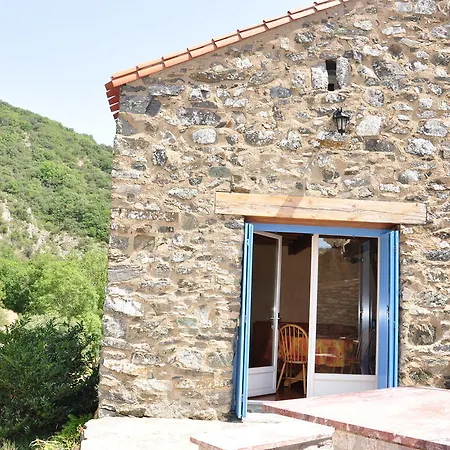 La Bergerie Et La Grange Du Moulin De Tredos Vélieux