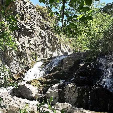Prázdninový dům La Bergerie Et La Grange Du Moulin De Tredos *