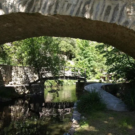 La Bergerie Et La Grange Du Moulin De Tredos