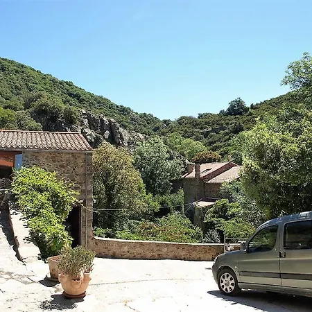 La Bergerie Et La Grange Du Moulin De Tredos * Vélieux