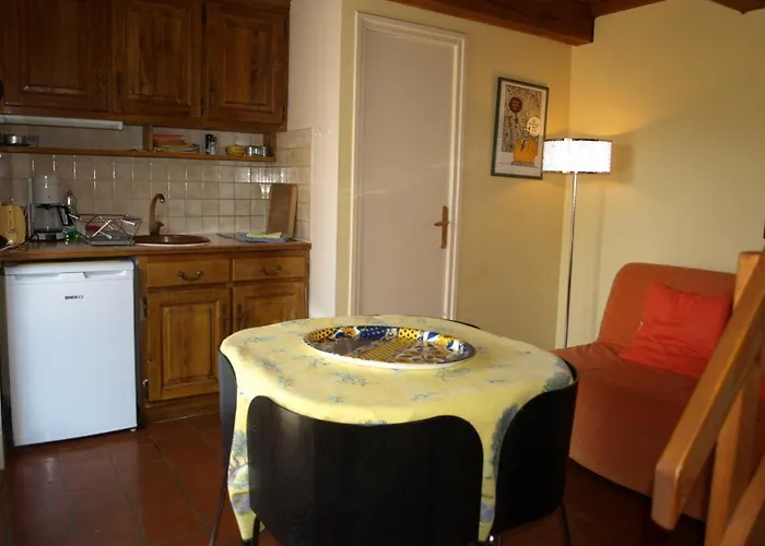 La Bergerie Et La Grange Du Moulin De Tredos Nyaraló *