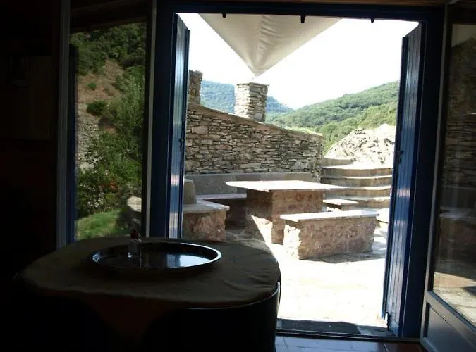 La Bergerie Et La Grange Du Moulin De Tredos *