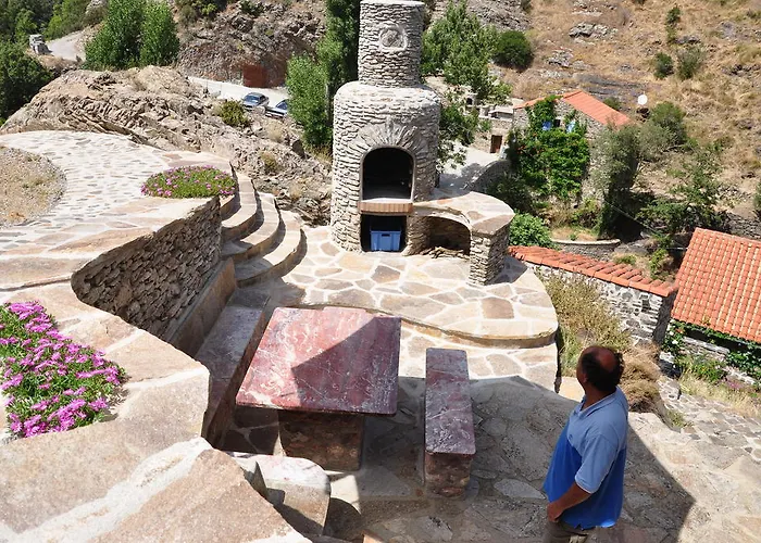 Nyaraló La Bergerie Et La Grange Du Moulin De Tredos Vélieux