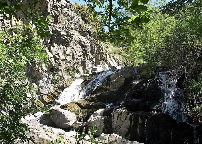 Nyaraló La Bergerie Et La Grange Du Moulin De Tredos *