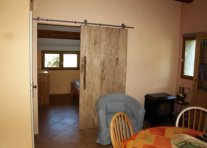 La Bergerie Et La Grange Du Moulin De Tredos *