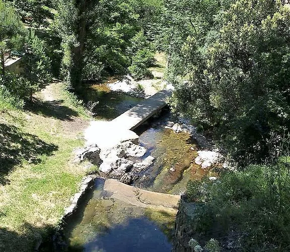 La Bergerie Et La Grange Du Moulin De Tredos *