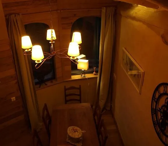 La Bergerie Et La Grange Du Moulin De Tredos Nyaraló *