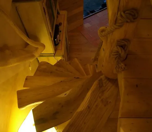 La Bergerie Et La Grange Du Moulin De Tredos * Vélieux